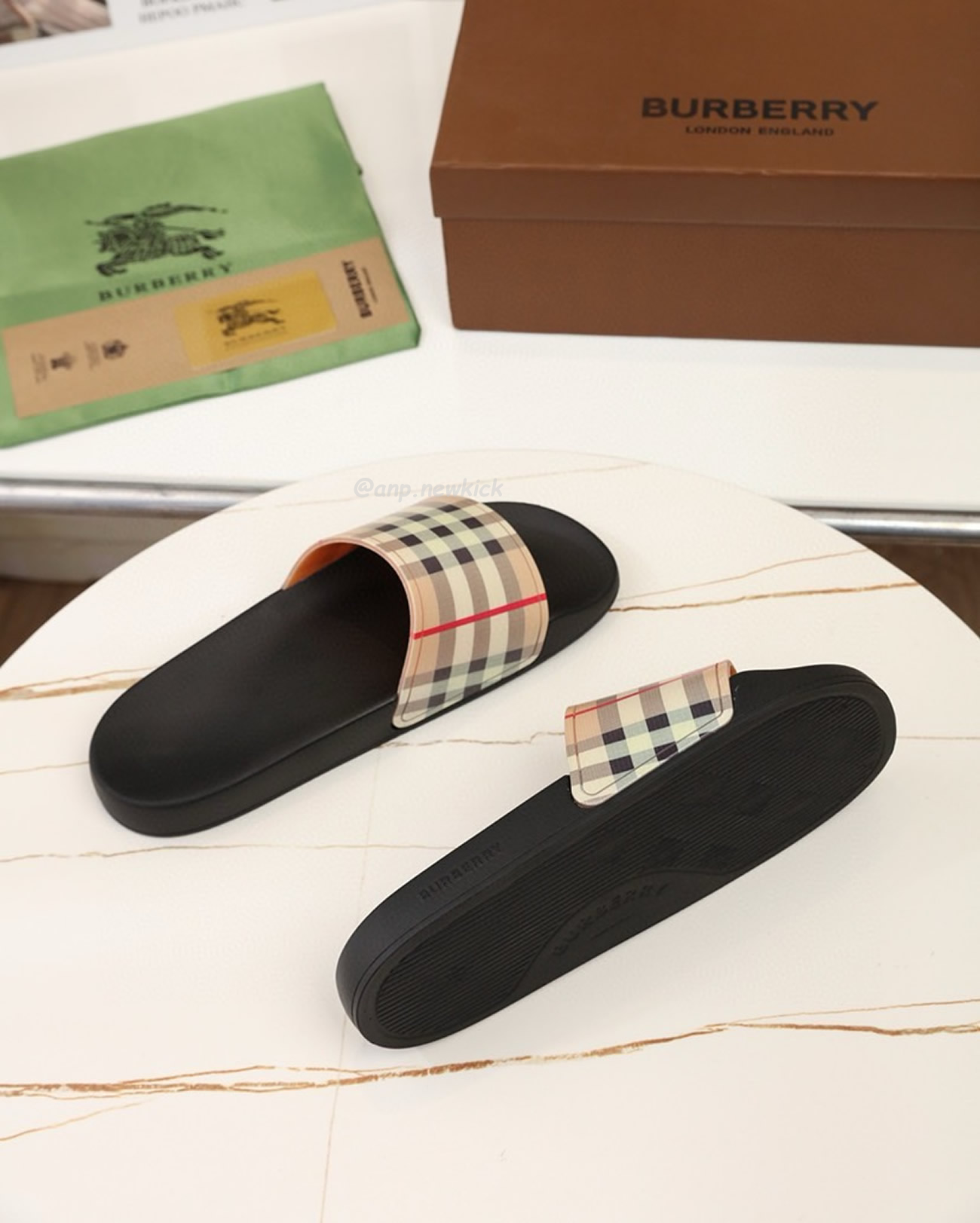 Burberry Vintage Check Slides Beige (5) - newkick.cc